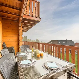 St Jorioz Vue 180 Spacieuse Maison Privative Sur Grand Jardin Clos By Locationlacannecy, Lla Selections Hébergement de vacances Saint-Jorioz
